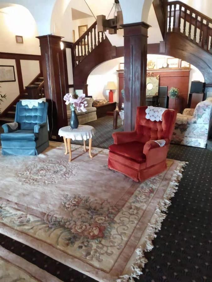 Rodmay Hotel 2*