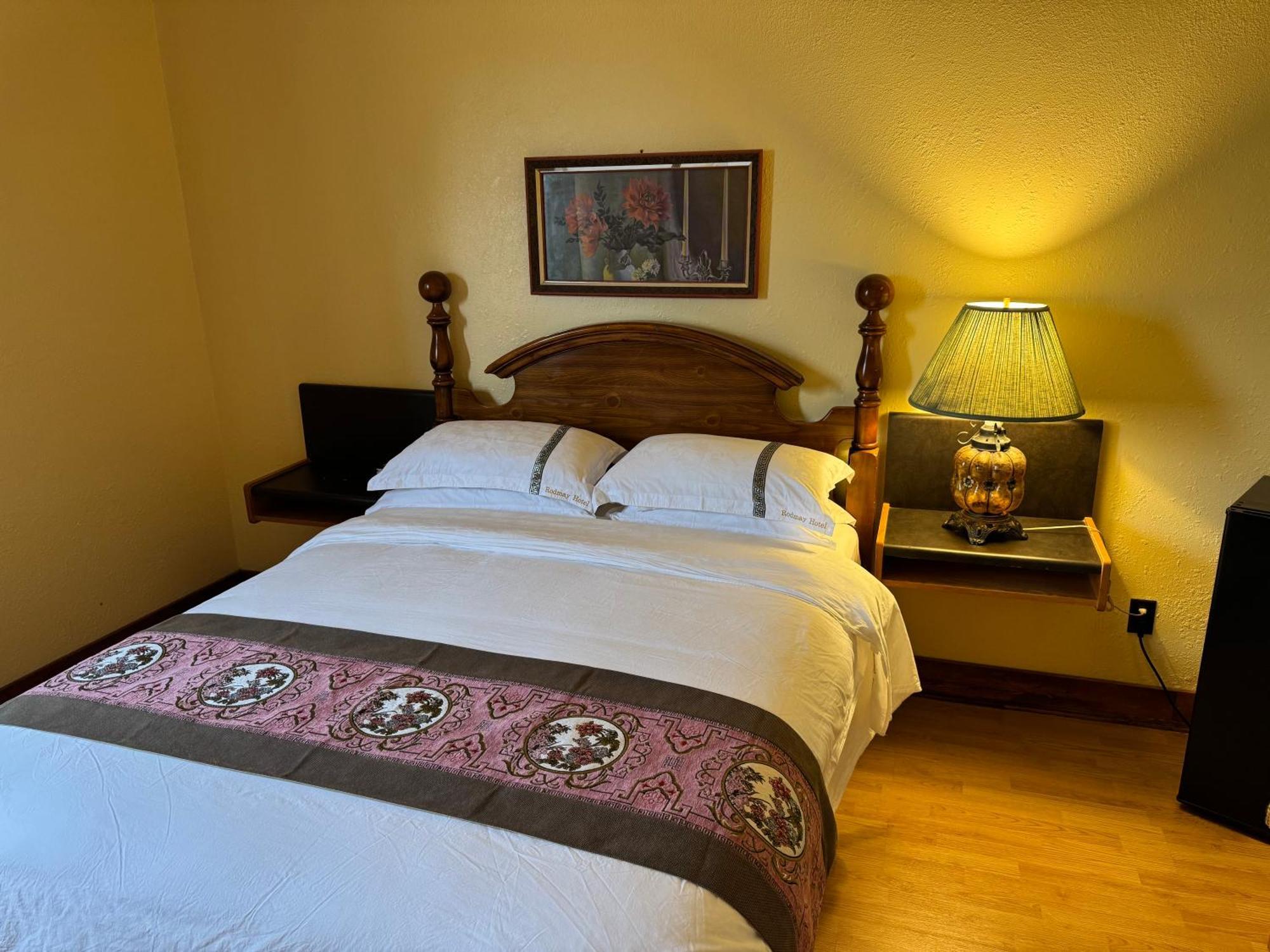 Rodmay Hotel Powell River